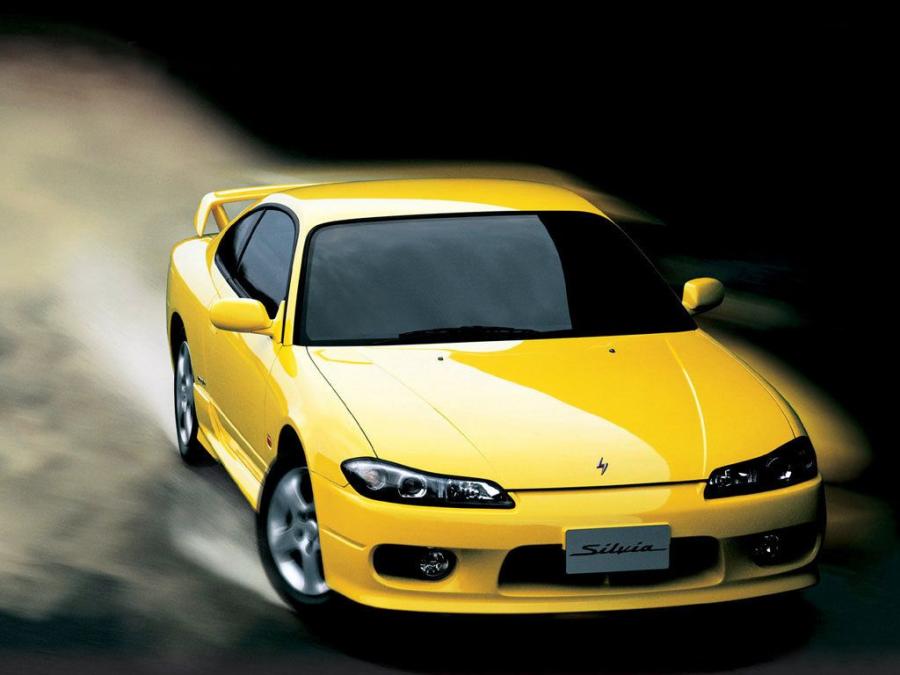  Nissan Silvia Spec-R Aero (S15) 1999 года  (фото 3 из 6)